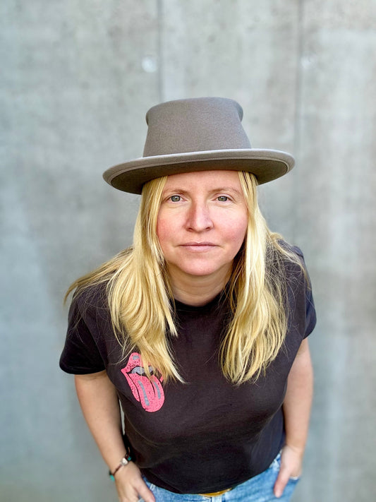 The hat that speaks your language
